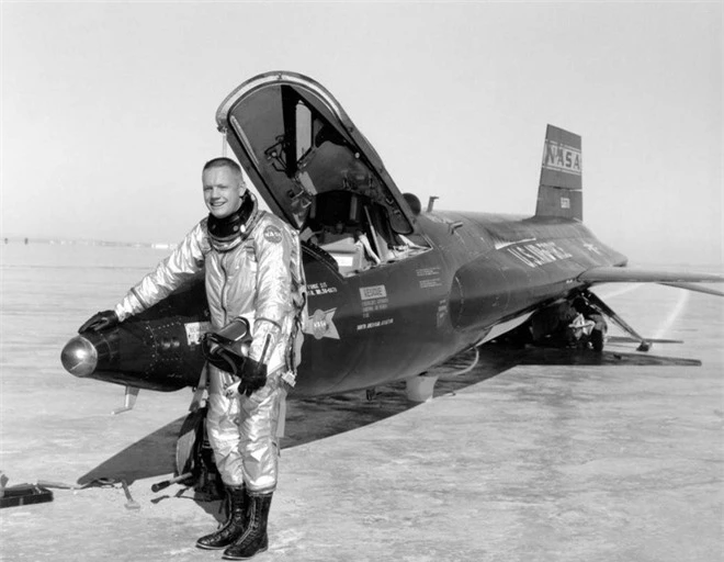 Neil Armstrong là ai, tiểu sử và sự thật cái chết của phi hành gia - Ảnh 1.