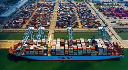 Bất chấp đại dịch COVID-19, từ đầu năm đến nay, số lượng tàu container trọng tải lớn vào rời khu vực Cái Mép - Thị Vải vẫn tăng cao