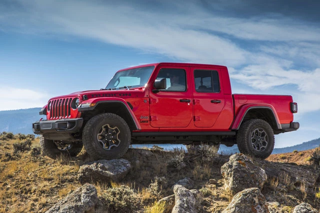 =5. Jeep Gladiator (giá trị khấu hao sau 5 năm sử dụng: 40%).