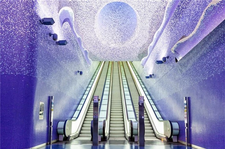 6 ga tàu điện ngầm thiết kế như lối vào thế giới khác, lộng lẫy hệt cung điện - 8