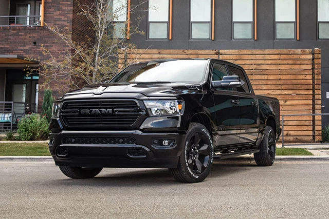 9. Ram 1500 (giá trị khấu hao sau 5 năm sử dụng: 42,7%).