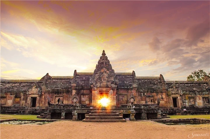 Ngôi đền ở quê nhà Thái được Lisa đem vào MV: Độc đáo cảnh đẹp chỉ có 4 lần/năm  - 8
