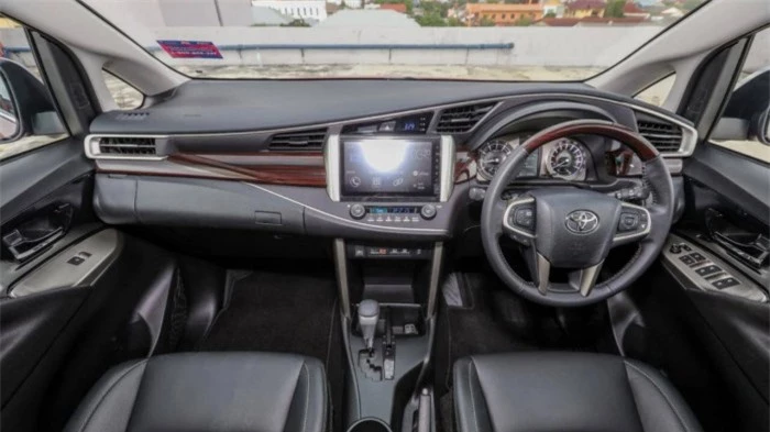 Toyota Innova 2021 bổ sung trang bị, giá từ 623 triệu đồng 2