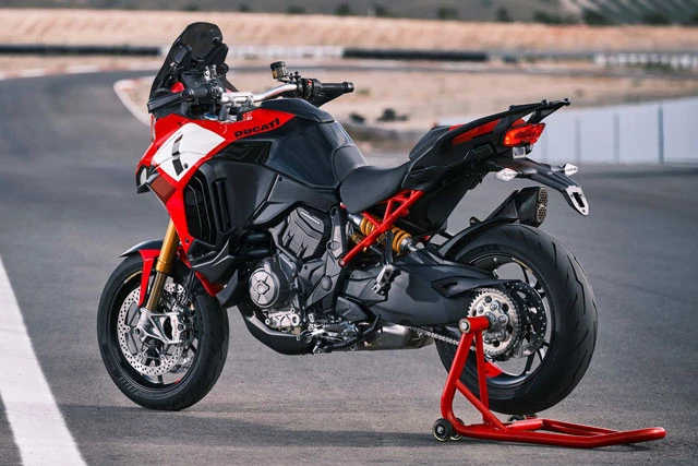 8. Ducati Multistrada V4 Pikes Peak 2022.