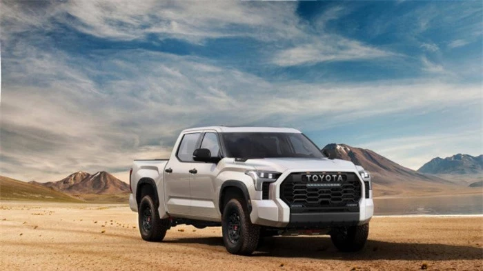Bán tải Toyota Tundra 2022 chốt giá từ 815 triệu đồng 2