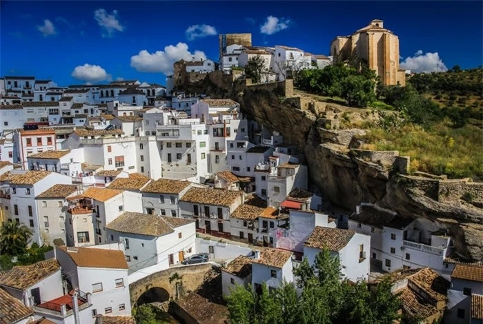 Ghé thăm 5 thị trấn cổ đẹp nhất Tây Ban Nha
