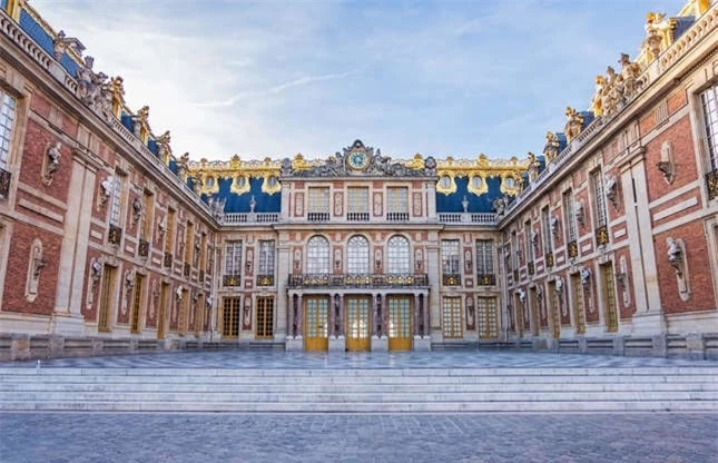 Chiêm ngưỡng 10 cung điện đẹp nhất thế giới
