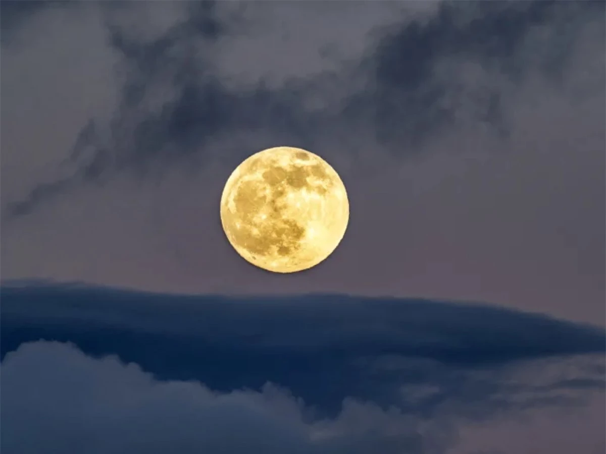 Có một Mặt trăng khác quay quanh Trái đất được phát hiện vào năm 2016. Ảnh minh họa: Time