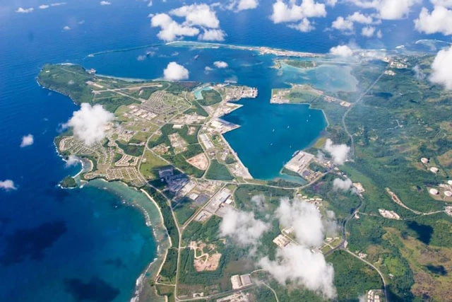 Hình ảnh căn cứ Hải quân của Mỹ tại đảo Guam nhìn từ trên cao Ảnh: Reuters