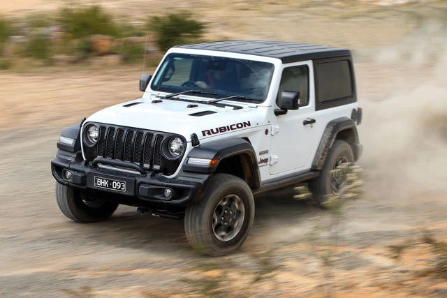 6. Jeep Wrangler (doanh số: 164.709 chiếc).