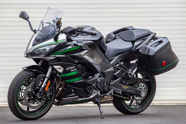7. Kawasaki Ninja 1000SX (giá: 12.599 USD).