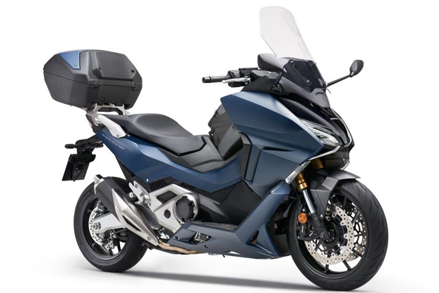 9. Honda Forza 750 (giá: 9.999 bảng).