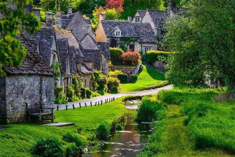 Lạc bước tới Bibury - Ngôi làng cổ đẹp nhất nước Anh