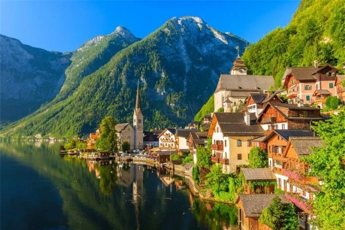 Thăm ngôi làng cổ Hallstatt - Di sản văn hóa 7.000 năm của nước Áo