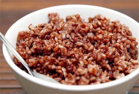 Bạn nên thường xuyên ăn cơm gạo lứt