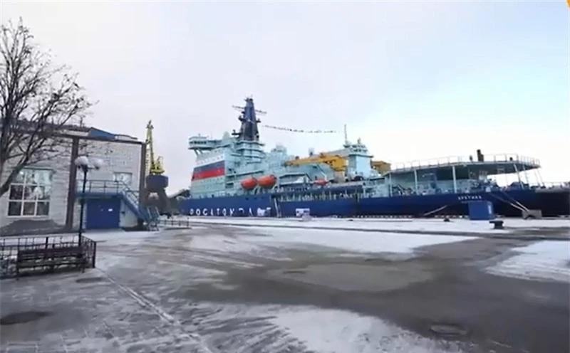 Tàu Siberia đã khởi hành ra biển thử nghiệm trên biển ở St.Petersburg hôm 16/11. \