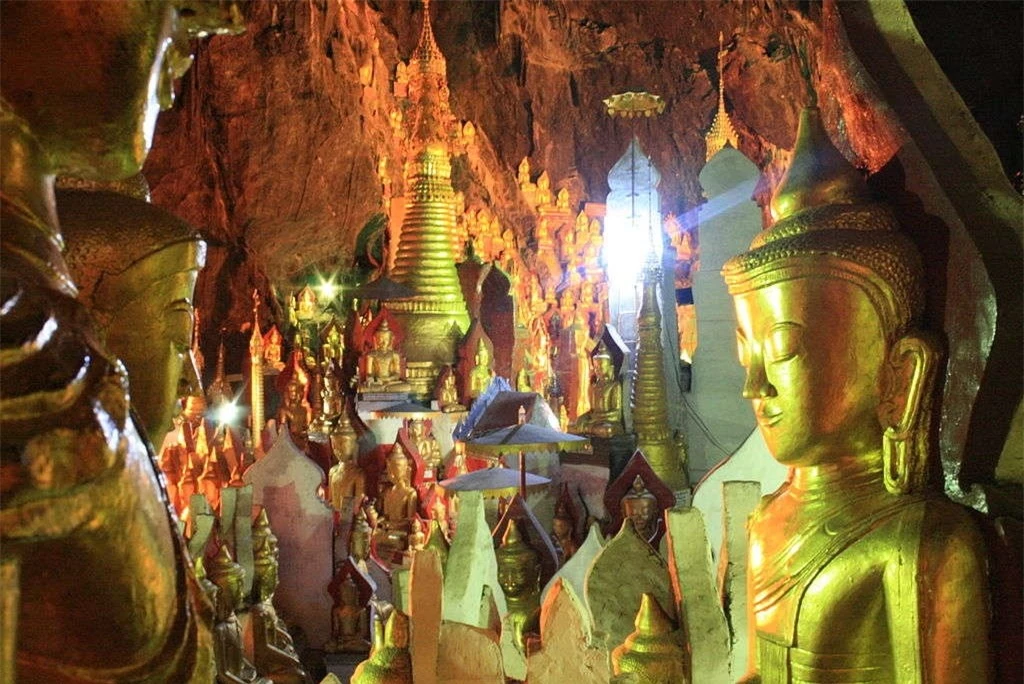 Bí mật của những ngôi chùa linh thiêng ở Myanmar