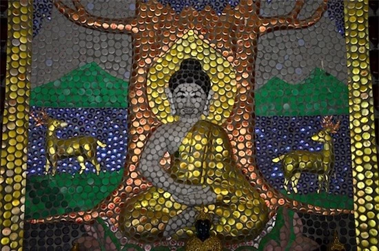 Ngôi chùa vỏ chai - Kiến trúc “có một không hai” ở Thái Lan