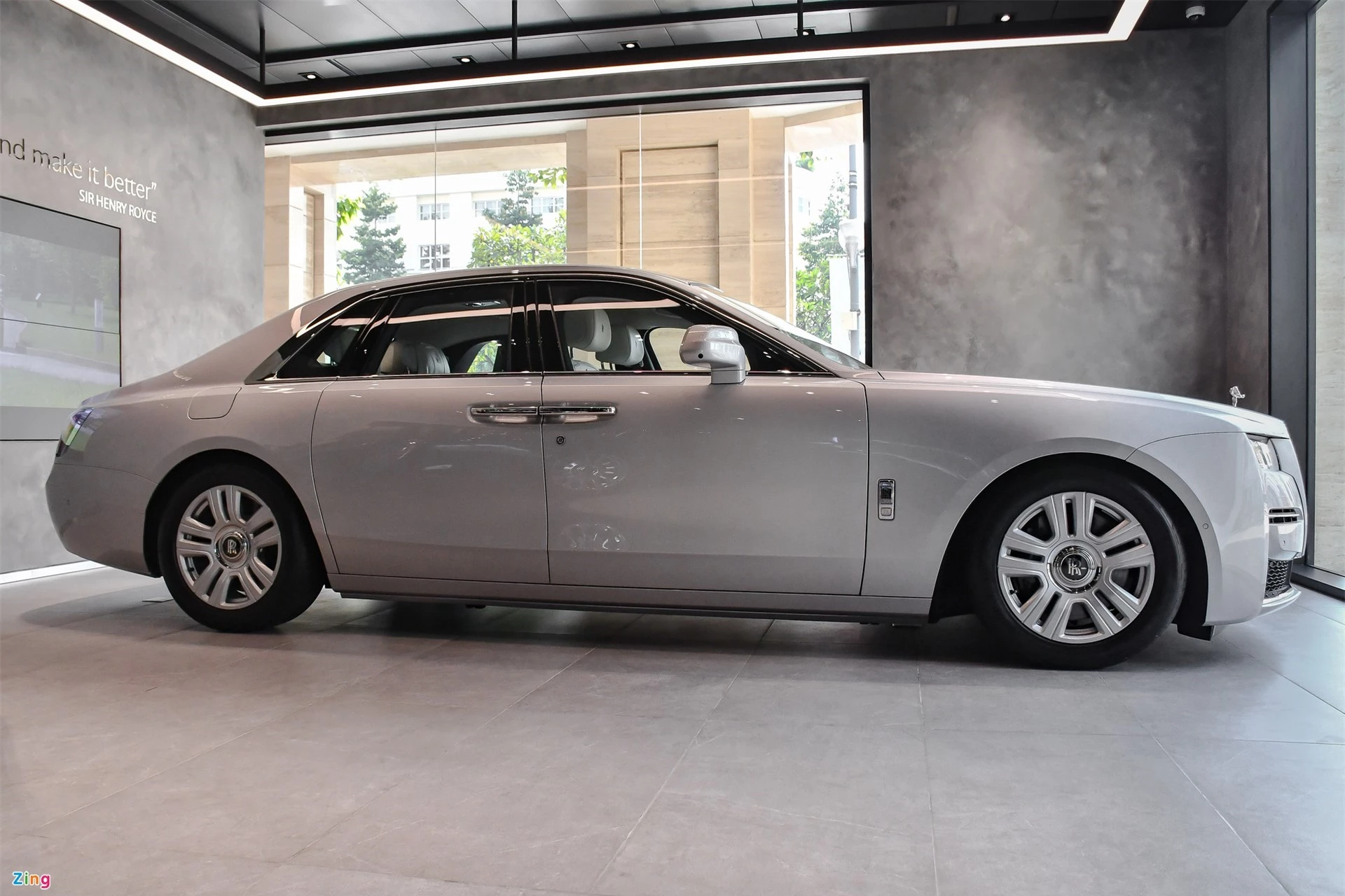 Rolls-Royce Ghost the he moi anh 3