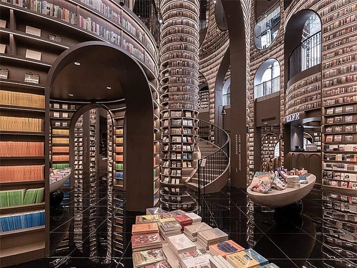 Khám phá bên trong tiệm sách được coi là đẹp nhất thế giới