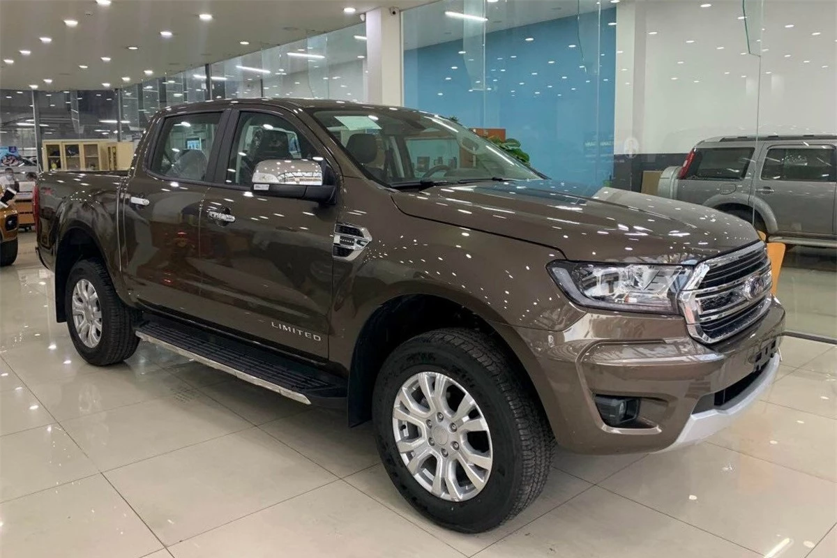 Ford Ranger ban cham anh 1