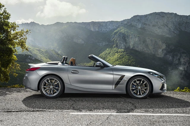 8. BMW Z4.