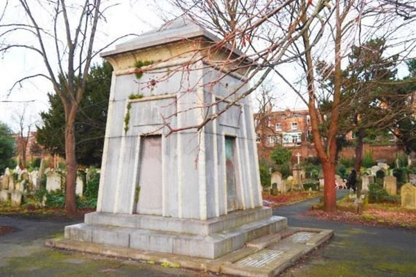 Lăng mộ của Hannah Courtoy.