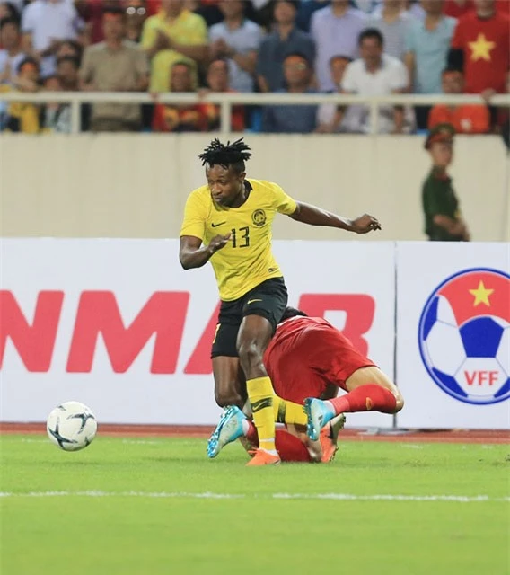 Tốc độ của Sumareh từng gây ra không ít khó khăn cho các tuyển thủ Việt Nam - Ảnh: MINH TUẤN