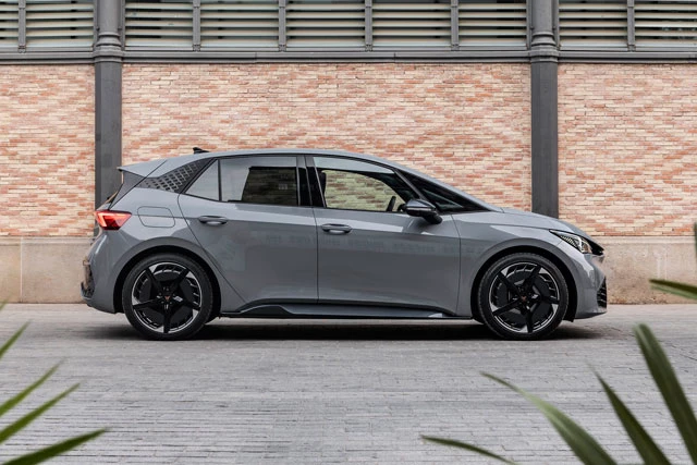 2. Cupra Born 2022.