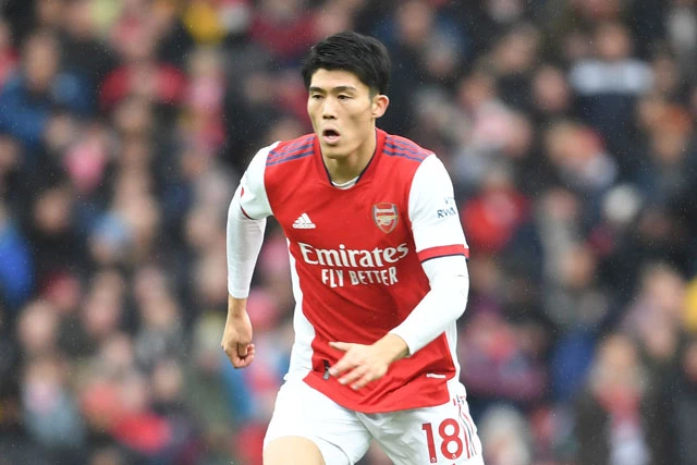 Hậu vệ phải: Tomiyasu Takehiro (Arsenal).