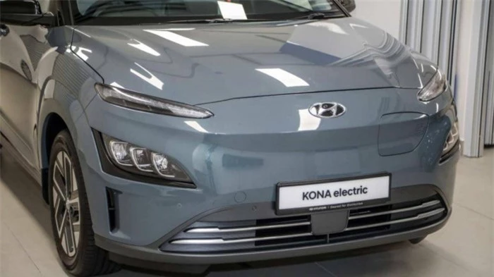 Hyundai Kona Electric ra mắt Malaysia, giá từ 808 triệu đồng 15