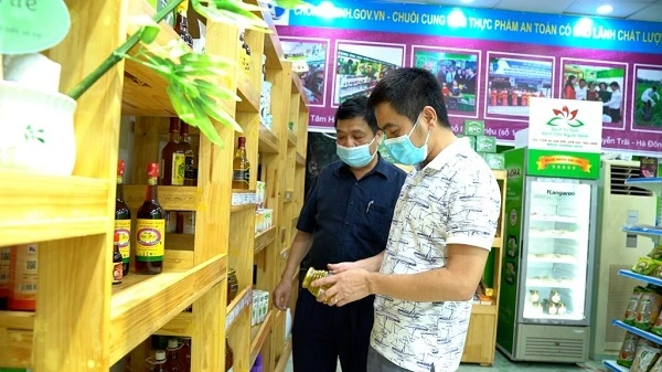Văn phòng Điều phối xây dựng Nông thôn mới Hà Nội đang xây dựng kế hoạch thí điểm mô hình “Chợ đêm trên mây” hỗ trợ tiêu thụ sản phẩm OCOP.