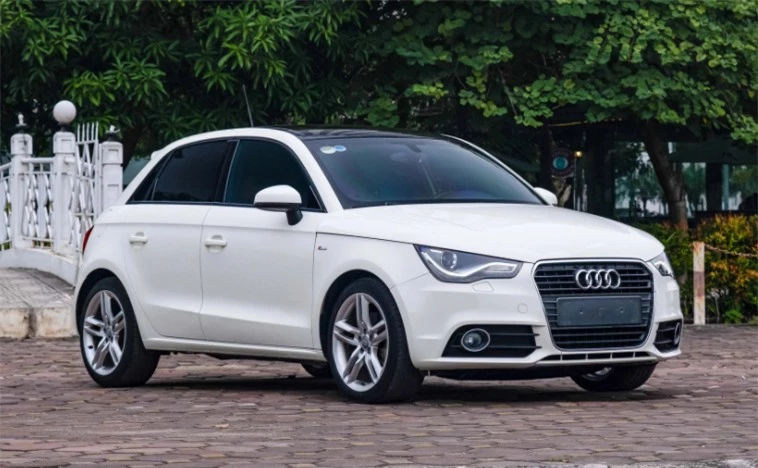 Sốc: Một chiếc Audi A1 S-line hàng hiếm gần như mới đang được rao bán chỉ 690 triệu đồng