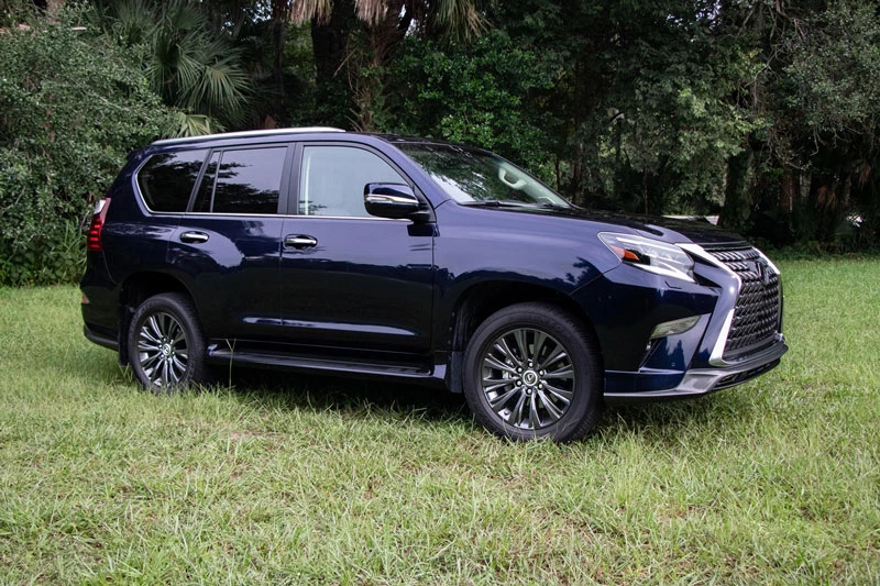 Lexus GX 460 2022.