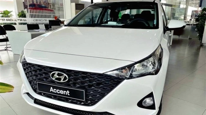 Giá lăn bánh Hyundai Accent sau khi được giảm 50% lệ phí trước bạ 1