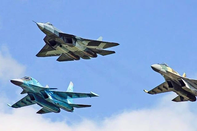  Không quân Nga chuẩn bị tiếp nhận hàng loạt máy bay chiến đấu mới với vũ khí siêu thanh Không quân Nga tiếp nhận hàng loạt máy bay mới với vũ khí siêu thanh. Nguồn minh họa.