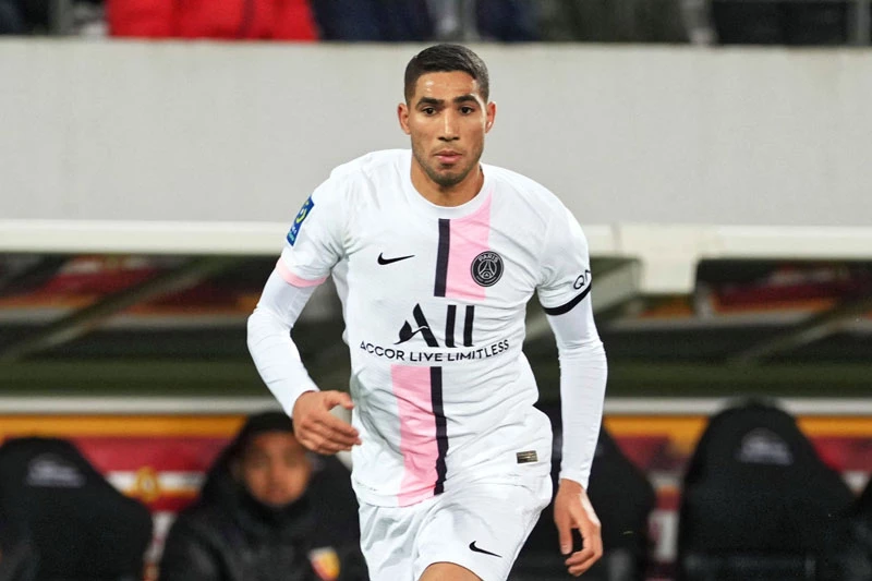 Hậu vệ phải: Achraf Hakimi (PSG).