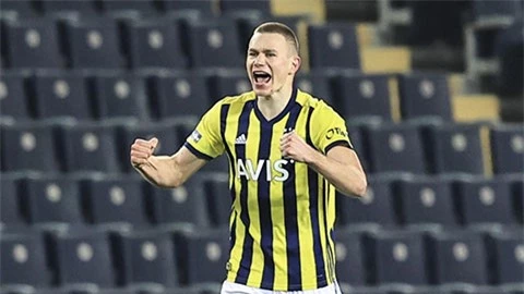 Fenerbahce phủ nhận Attila Szalai tới Chelsea