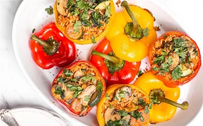 1588769179_354_easy-vegan-stuffed-bell-peppers-3-680x422