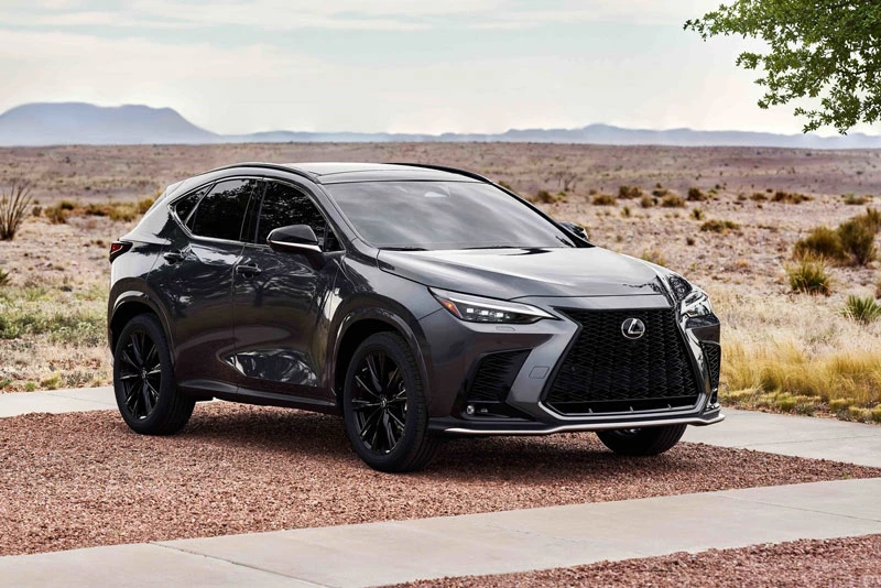 6. Lexus NX 2022.