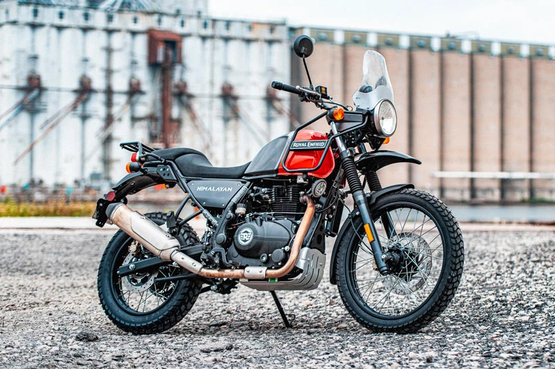 10. Royal Enfield Himalayan Rock Red 2022.