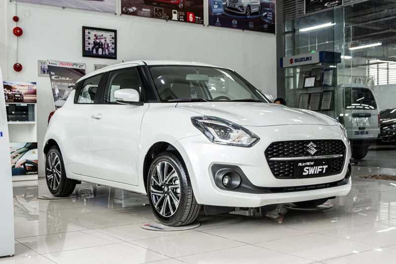 9. Suzuki Swift (doanh số: 70 chiếc). Ảnh: DailyXe.