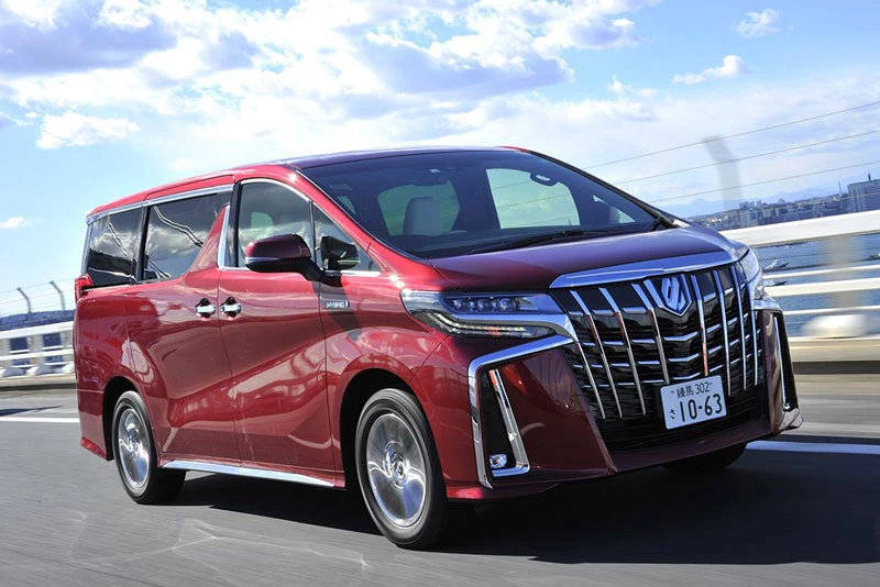 9. Toyota Alphard (doanh số: 5.423 chiếc).