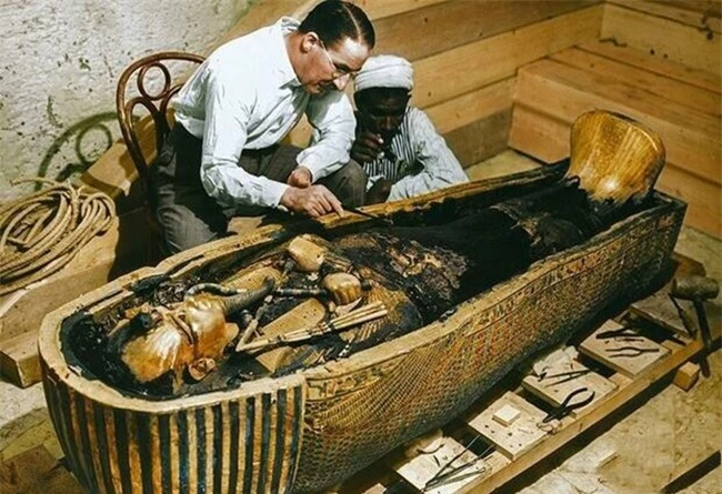 Mở quan tài vua Ai Cập, cả đội khảo cổ đều lần lượt qua đời kỳ lạ: Tưởng dính lời nguyền chết chóc nhưng sự thật mãi về sau mới hé lộ - Ảnh 1.