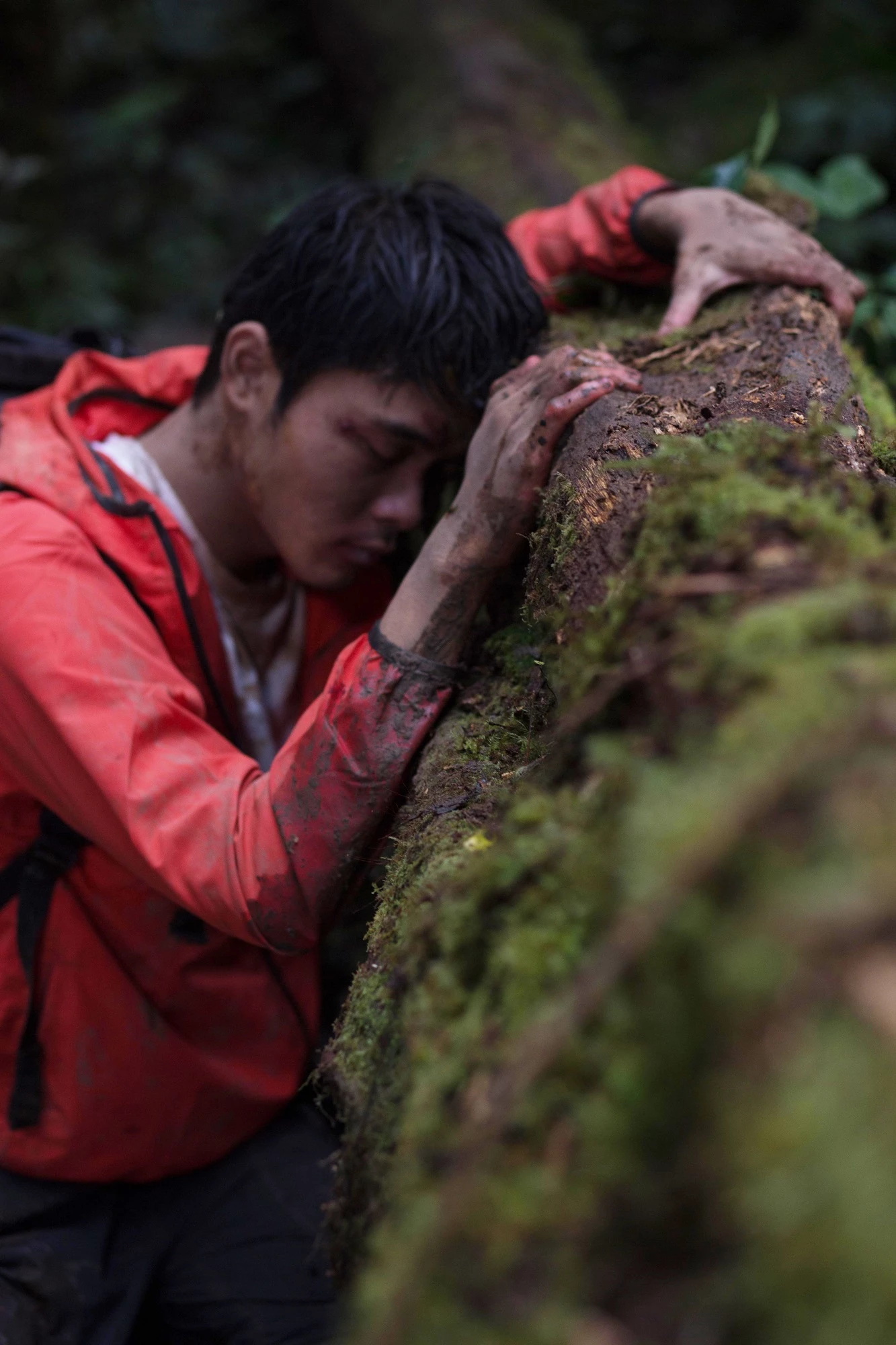 Rừng Thế Mạng thuộc thể loại giật gân pha kinh dị, đồng thời là phim Việt đầu tiên về chủ đề sinh tồn.