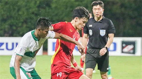 ĐT Việt Nam dứt điểm trúng cầu môn đúng 1 lần trước ĐT Indonesia