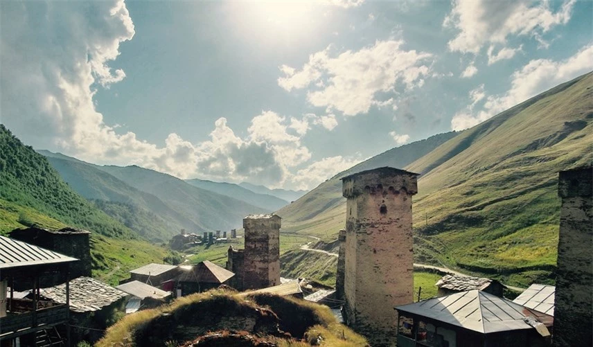 Svaneti, một v&ugrave;ng đất cao nguy&ecirc;n biệt lập. Ảnh: CNN.