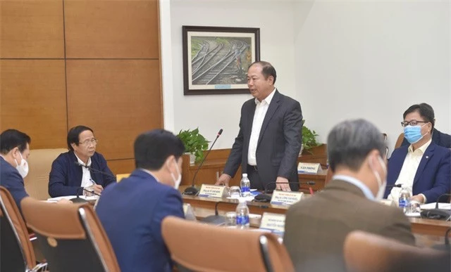 Phó Thủ tướng Lê Văn Thành: Dứt khoát phải hiện đại hóa ngành đường sắt - Ảnh 1.