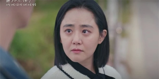 Sốc xỉu với vẻ ngoài xuống cấp, già nua của em gái quốc dân Hàn ở phim mới, còn đâu nhan sắc đỉnh cao một thời? - Ảnh 3.