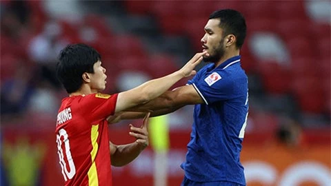 Trung vệ ĐT Thái Lan sẵn sàng mất chung kết AFF Cup để thắng được ĐT Việt Nam 